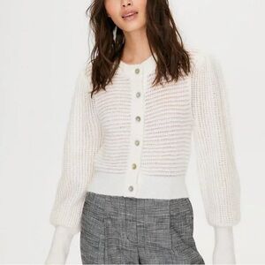 Aritzia Wilfred Alessia Cardigan Cropped